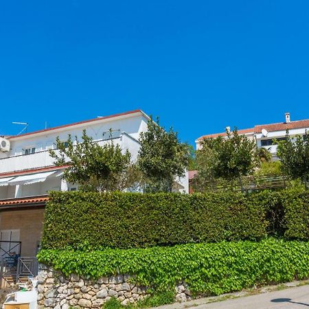 Apartments Jadranka Dramalj Exterior foto
